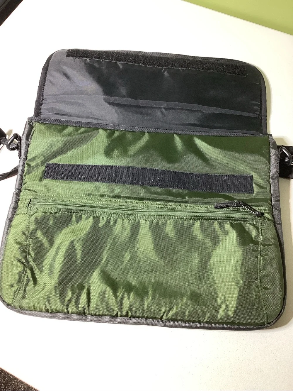 Eddie Bauer olive green nylon laptop bag